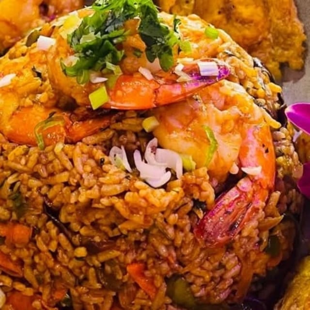 Arroz con Camarones.